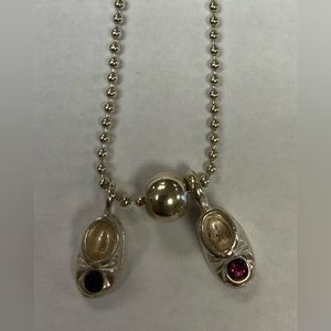 VINTAGE SILVER SHOES PENDANT WITH STONE SILVER CHAIN NECKLACE MADE IN ITALY